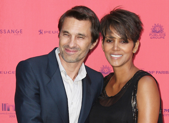 Halle Berry Joins Instagram, Posts First Photo Topless From Behind ...