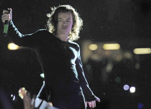 Harry Styles performs in South Africa (Image: Getty)