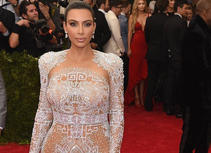 Kim Kardashian West And Jennifer Lopez Bumped Hips At The Met Gala