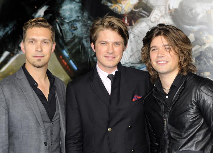 Hanson Says Covers Of 'MMMBop' Are All Wrong
