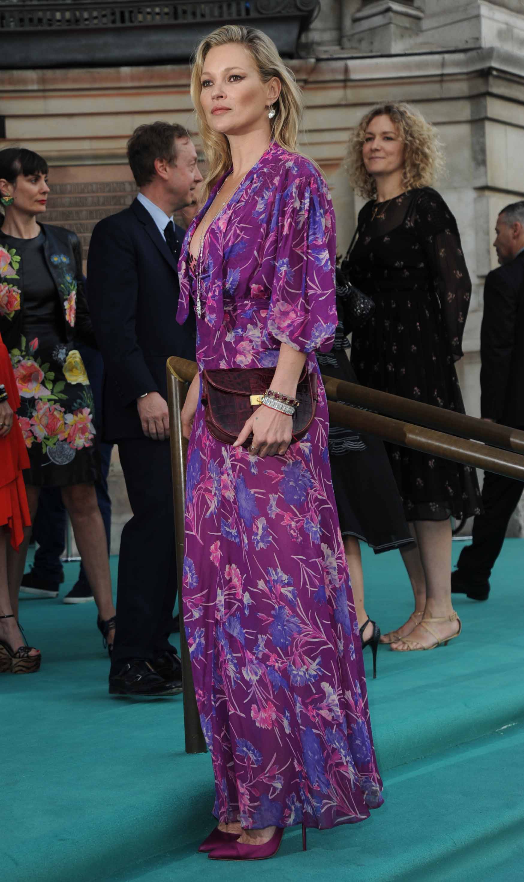 Get The Look Kate Moss Wows In Floor Length Floral Dress At The Victoria And Albert Museum 