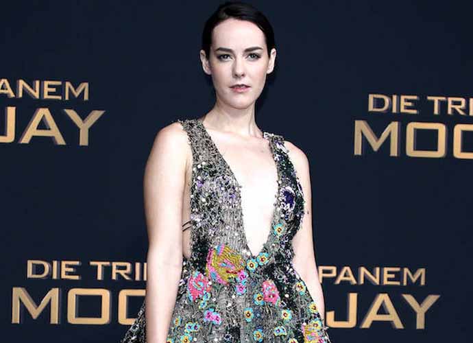 BERLIN, GERMANY - NOVEMBER 04: Actress Jena Malone attends the world premiere of the film 'The Hunger Games: Mockingjay - Part 2' at CineStar on November 4, 2015 in Berlin, Germany. (Photo by Andreas Rentz/Getty Images)