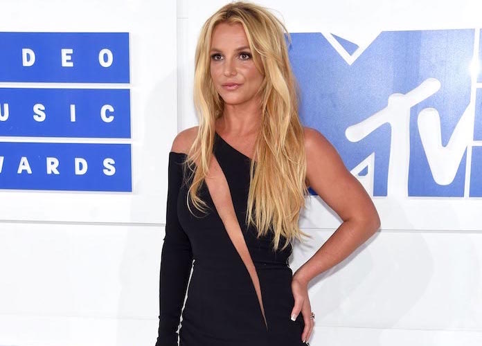 Britney Spears Suffers Wardrobe: Britney Spears at the 2016 VMAs