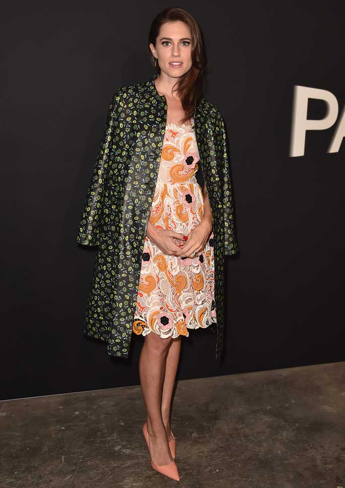 LOS ANGELES, CA - NOVEMBER 15: Actress Allison Williams attends Prada Presents 'Past Forward' by David O. Russell premiere at Hauser Wirth & Schimmel on November 15, 2016 in Los Angeles, California. (Photo by Alberto E. Rodriguez/Getty Images)
