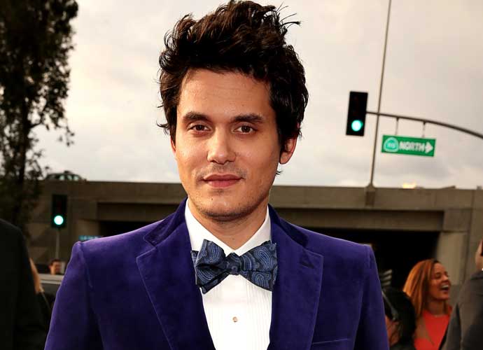 LOS ANGELES, CA - FEBRUARY 10: John Mayer arrives at the 55th Annual GRAMMY Awards on February 10, 2013 in Los Angeles, California. (Photo by Christopher Polk/Getty Images for NARAS)