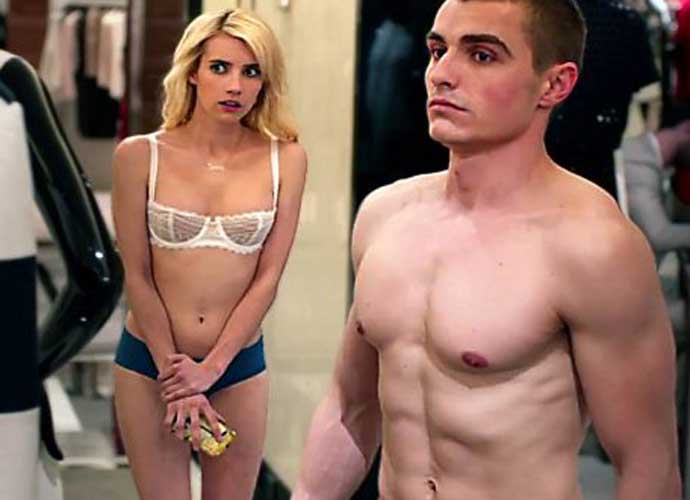 Emma Robert and Dave Franco in 'Nerve'
