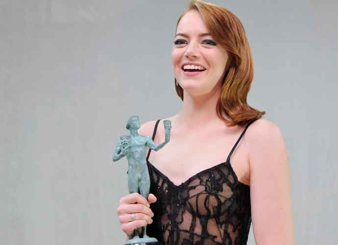 LOS ANGELES, CA - JANUARY 29: Actor Emma Stone, winner of the Outstanding Performance by a Female Actor in a Leading Role award for 'La La Land,' poses in the press room during the The 23rd Annual Screen Actors Guild Awards at The Shrine Auditorium on January 29, 2017 in Los Angeles, California. 26592_018 (Photo by John Sciulli/Getty Images for TNT)