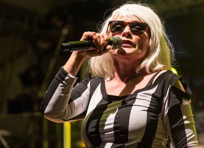 Blondie To Tour With Garbage: Blondie perform for the first time in Italy at the Circolo Magnolia in Milan