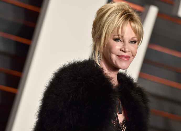 BEVERLY HILLS, CA - FEBRUARY 28: Actress Melanie Griffith attends the 2016 Vanity Fair Oscar Party Hosted By Graydon Carter at the Wallis Annenberg Center for the Performing Arts on February 28, 2016 in Beverly Hills, California. (Photo by Pascal Le Segretain/Getty Images)