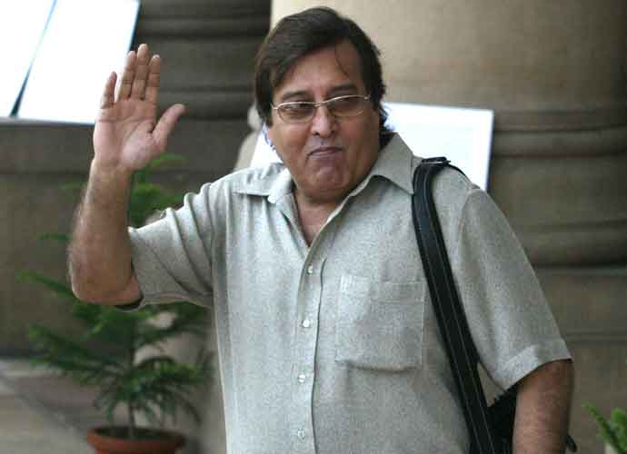Vinod Khanna before voting at the Indian presidential elections New Delhi, India - 19.07.07