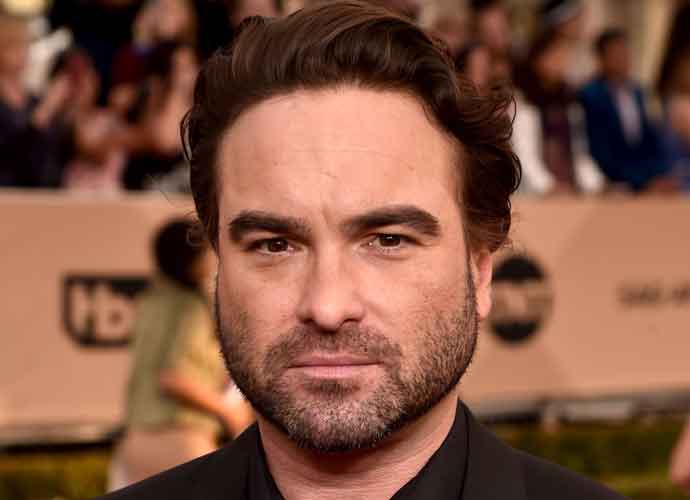 LOS ANGELES, CA - JANUARY 30: Actor Johnny Galecki attends the 22nd Annual Screen Actors Guild Awards at The Shrine Auditorium on January 30, 2016 in Los Angeles, California. (Photo by Alberto E. Rodriguez/Getty Images)