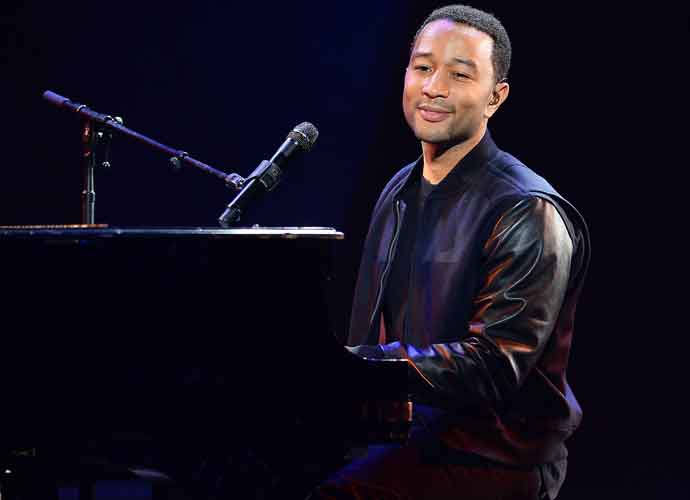 LAS VEGAS, NV - JANUARY 07: Recording artist John Legend performs during a keynote address by Yahoo! President and CEO Marissa Mayer at the 2014 International CES at The Las Vegas Hotel & Casino on January 7, 2014 in Las Vegas, Nevada. CES, the world's largest annual consumer technology trade show, runs through January 10 and is expected to feature 3,200 exhibitors showing off their latest products and services to about 150,000 attendees. (Photo: Getty)