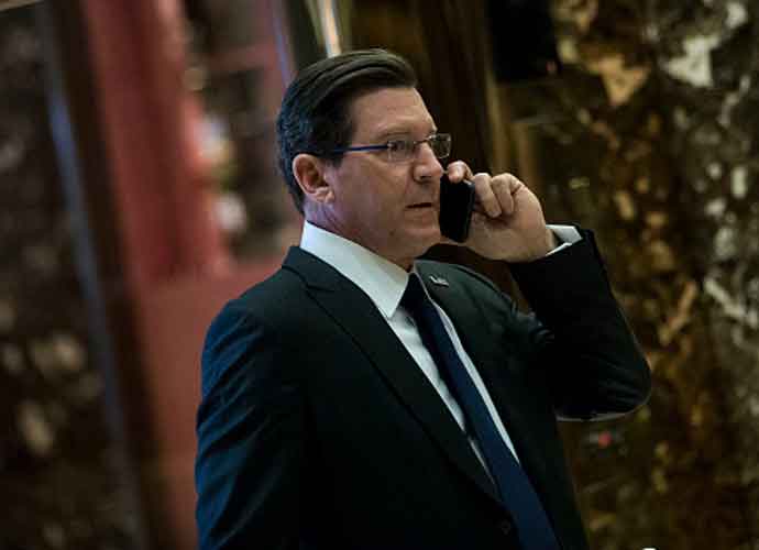 NEW YORK, NY - NOVEMBER 16: Fox News television personality Eric Bolling arrives at Trump Tower, November 16, 2016 in New York City. President-elect Donald Trump and his transition team are in the process of filling cabinet positions for the new administration. (Photo by Drew Angerer/Getty Images)
