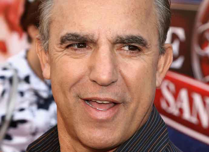 LOS ANGELES - OCTOBER 29: Actor Jay Thomas arrives at the premiere of Walt Disney's 'The Santa Clause 3: The Escape Clause' at the El Capitan Theater on October 29, 2006 in Los Angeles, California. (Photo by Kevin Winter/Getty Images)