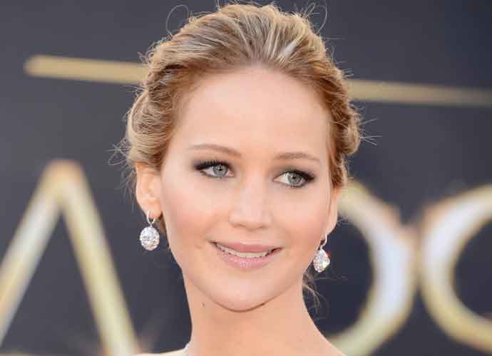 HOLLYWOOD, CA - FEBRUARY 24: Actress Jennifer Lawrence arrives at the Oscars at Hollywood & Highland Center on February 24, 2013 in Hollywood, California. (Photo by Jason Merritt/Getty Images)