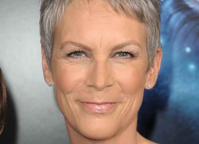 HOLLYWOOD - DECEMBER 16: Actress Jamie Lee Curtis arrives at the premiere of 20th Century Fox's 'Avatar' at the Grauman's Chinese Theatre on December 16, 2009 in Hollywood, California. (Image: Getty)