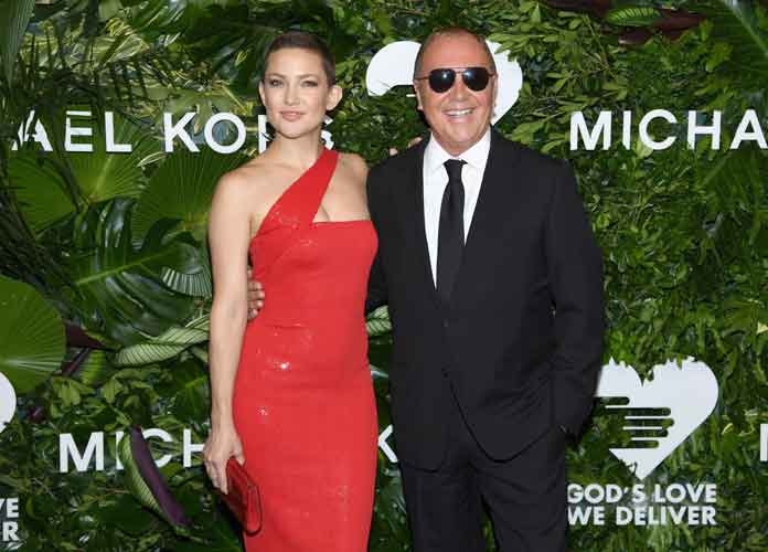 God's Love We Deliver, Golden Heart Awards - Arrivals NEW YORK, NY - OCTOBER 16: Kate Hudson (L) and Michael Kors attend the 11th Annual Golden Heart Awards benefiting God's Love We Deliver on October 16, 2017 in New York City. (Photo by Dimitrios Kambouris/Getty Images for Michael Kors)
