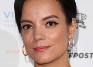 Lily Allen attend Diversity in Media Awards held at Waldorf Hilton - Arrivals