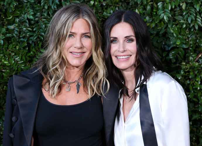 Jennifer Aniston & Courtney Cox Stage 'Friends' Reunion At Natural Resources Defense Council Party