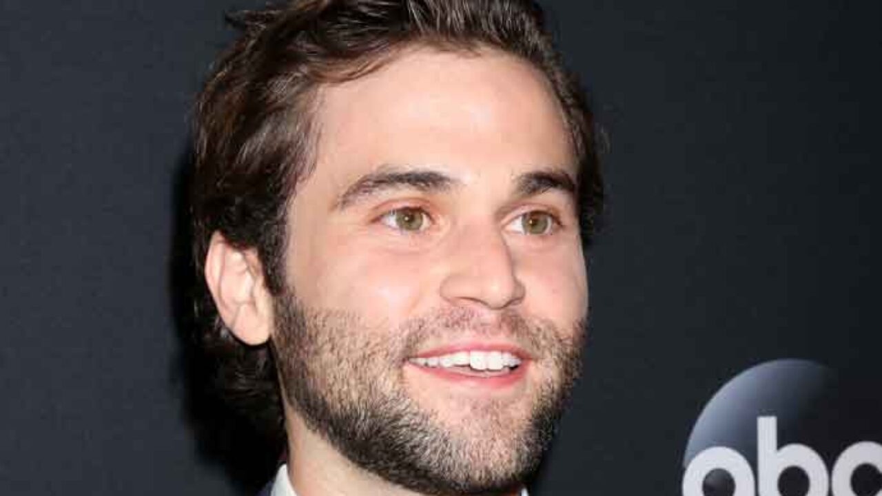 Jake Borelli Comes Out As Gay Alongside His Character Levi Schmitt -  uInterview