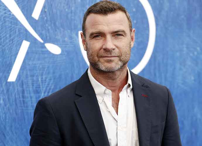 Liev Schreiber Thanks Americans For Record Voter Turnout In 'SNL' Monologue