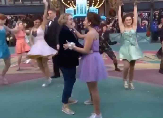 Cast Of 'The Prom' Give Macy's Thanksgiving Parade Has First Gay Kiss, Conservative Groups Protest