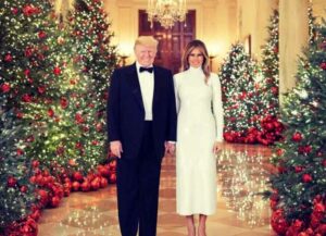 Donald & Melania Trump Unveil Official White House Christmas Portraits (Image: White House)