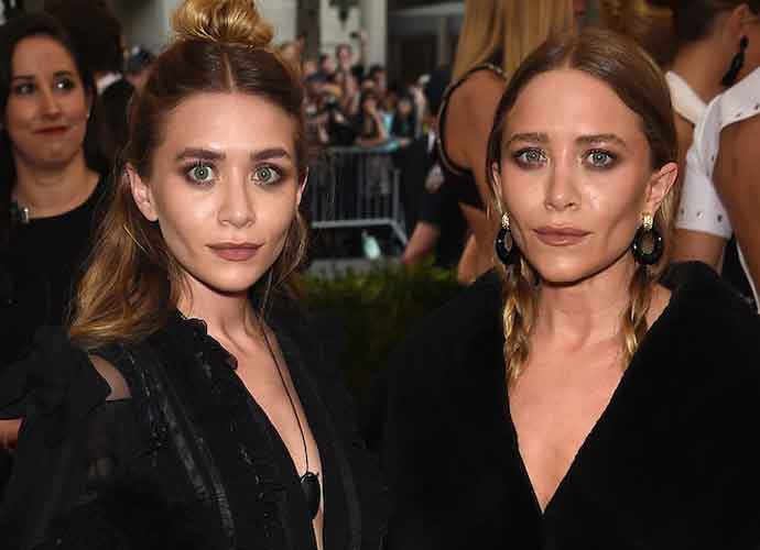 NEW YORK, NY - MAY 04: Ashley Olsen (L) and Mary-Kate Olsen attend the 