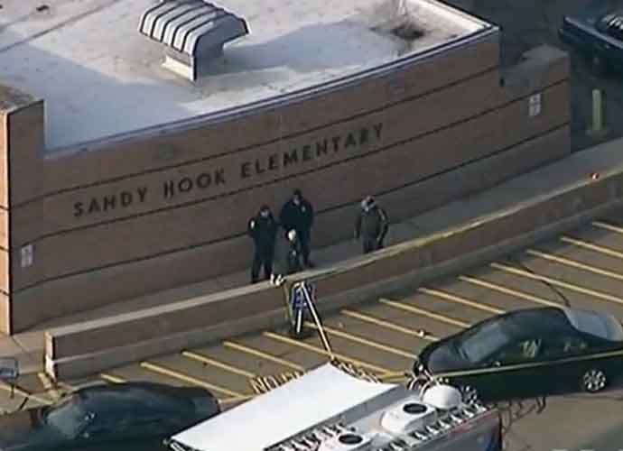 Police at Sandy Hook Elementary School