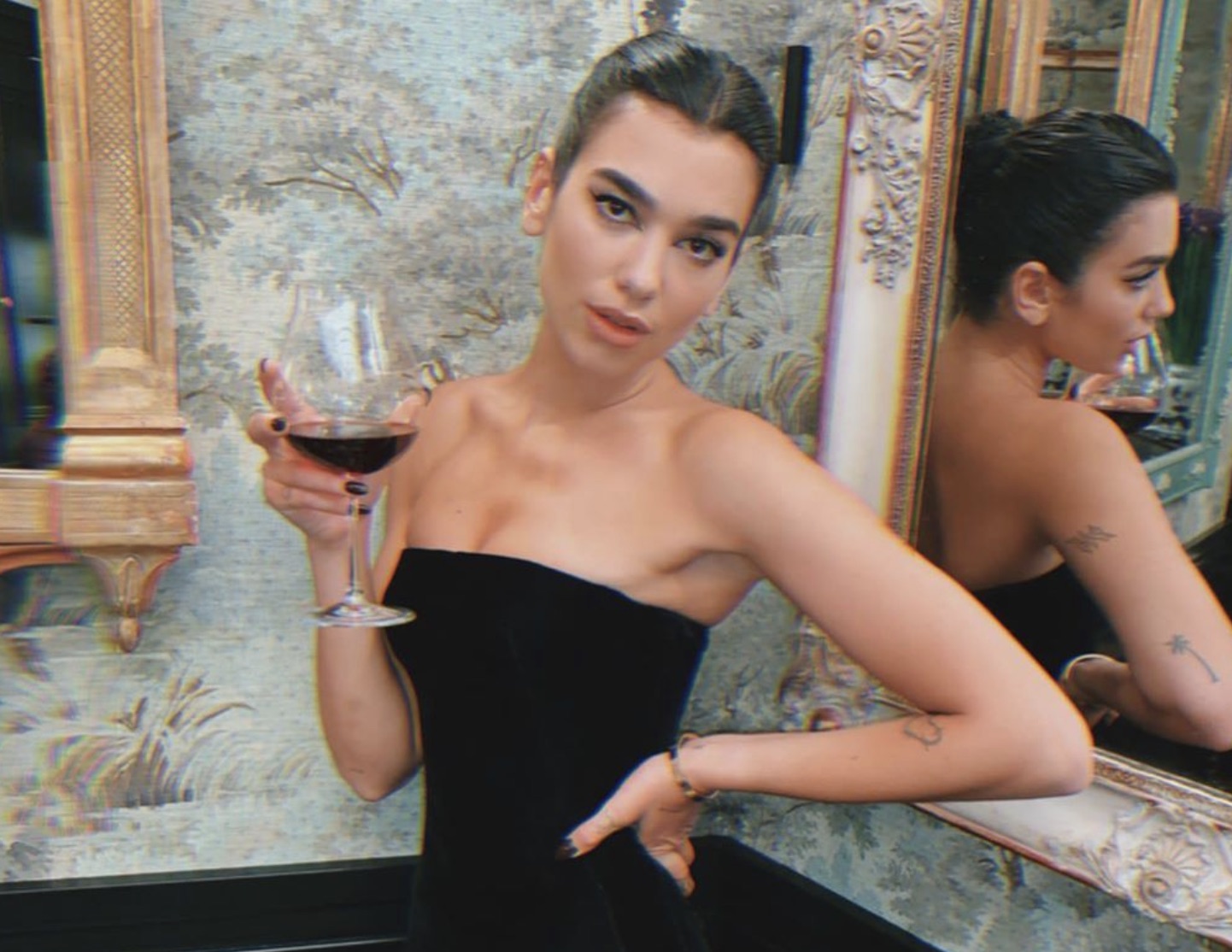 Dua Lipa Goes Glam On Vacation In Florence