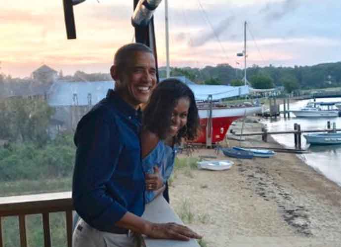 Barack & Michelle Obama Celebrate 27th Anniversary Together [Photos]
