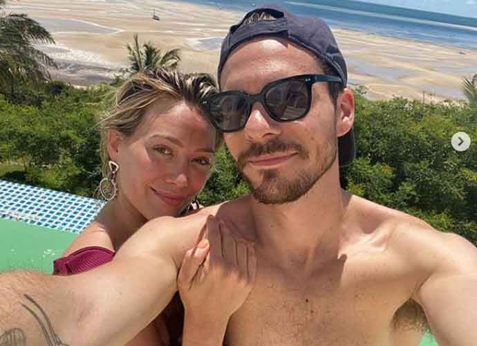 Hilary Duff & Husband Matt Koma Share Honeymoon Photos In South Africa
