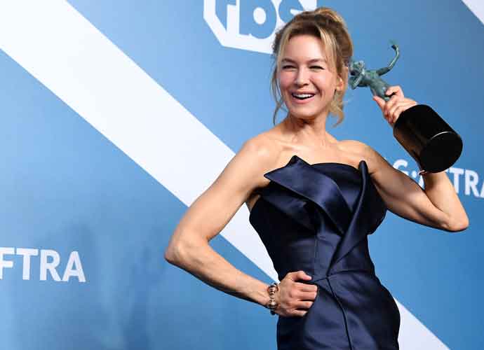 LOS ANGELES, CALIFORNIA - JANUARY 19: Renée Zellweger, winner of Outstanding Performance by a Female Actor in a Leading Role for 'Judy' poses in the press room during the 26th Annual Screen Actors Guild Awards at The Shrine Auditorium on January 19, 2020 in Los Angeles, California.