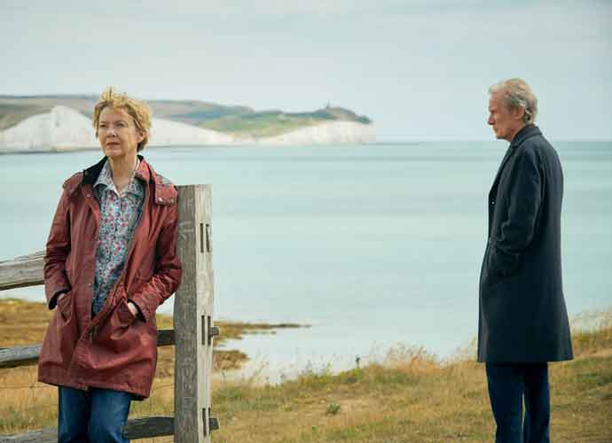 Annette Bening and Bill Nighy in Hope Gap