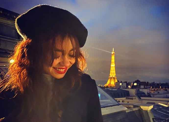 Sarah Hyland Enjoys Romantic Paris Vacation With Fiancé Wells Adams
