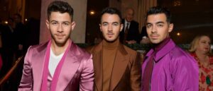 Jonas Brothers Color Coordinate For Women’s Cancer Research Fund Gala!