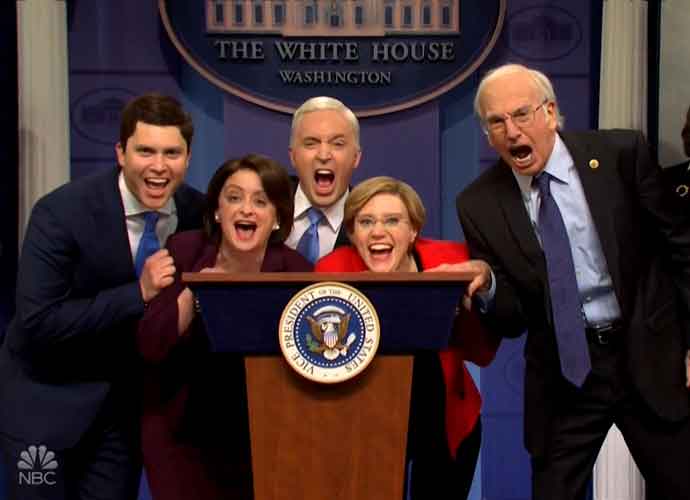 'SNL' Spoofs Mike Pence's Response To Coronavirus With 2020 Democrats Invading Briefing [Video]