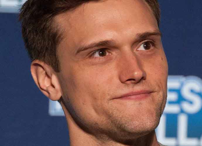 'The Flash' Star Hartley Sawyer Fired Over Racist & Sexist Tweets