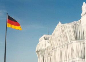 Cristo's Reichstag wrapped