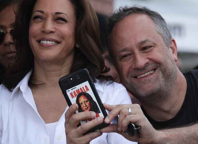 DES MOINES, IOWA - AUGUST 10: Douglas Emhoff, husband of Democratic presidential candidate U.S. Sen. Kamala Harris (D-CA), takes a selfie prior to her delivering a campaign speech at the Des Moines Register Political Soapbox at the Iowa State Fair on August 10, 2019 in Des Moines, Iowa. 22 of the 23 politicians seeking the Democratic Party presidential nomination will be visiting the fair this week, six months ahead of the all-important Iowa caucuses.