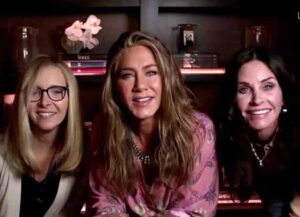 Lisa Kudrow, Jennifer Aniston & Courteney Cox in Aniston's home office during Emmys 2020 (Image: YouTube)