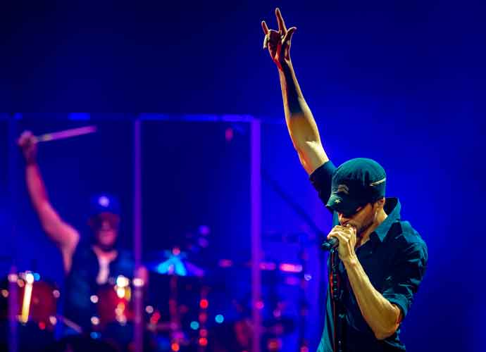 MILAN, ITALY - NOVEMBER 02: Enrique Iglesias Performs at Mediolanum Forum on November 02, 2019 in Milan, Italy.