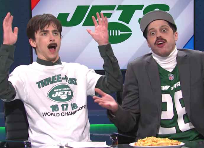 WATCH: 'Saturday Night Live' Roasts Newsmax & The Jets In Parody Sketch
