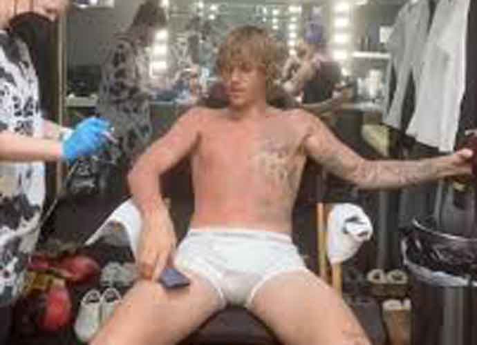 WATCH: Justin Bieber In His Underwear Loses Tattoos for Anyone Music  Video - uInterview