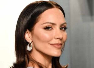 BEVERLY HILLS, CALIFORNIA - FEBRUARY 09: Katharine McPhee attends the 2020 Vanity Fair Oscar Party hosted by Radhika Jones at Wallis Annenberg Center for the Performing Arts on February 09, 2020 in Beverly Hills, California. (Photo by Frazer Harrison/Getty Images)
