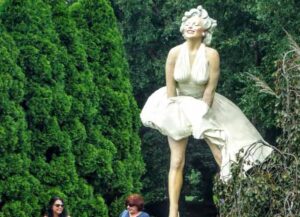 Controversial "Forever Marilyn" Statue Set To Return To Palm Springs (Image: Wikimedia)