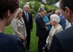 ST AUSTELL, ENGLAND - JUNE 11: United States President Joe Biden, First Lady Jill Biden and Queen Elizabeth II chat at a drinks reception for Queen Elizabeth II and G7 leaders at at The Eden Project during the G7 Summit on June 11, 2021 in St Austell, Cornwall, England. UK Prime Minister, Boris Johnson, hosts leaders from the USA, Japan, Germany, France, Italy and Canada at the G7 Summit. This year the UK has invited India, South Africa, and South Korea to attend the Leaders' Summit as guest countries as well as the EU. (Photo by Jack Hill - WPA Pool / Getty Images)