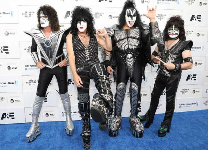 KISS Lead Singer Gene Simmons: ‘I Don’t Have Friends’