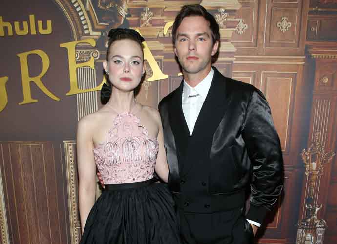 LOS ANGELES, CALIFORNIA - NOVEMBER 14: (L-R) Elle Fanning and Nicholas Hoult attend the premiere of Hulu's 