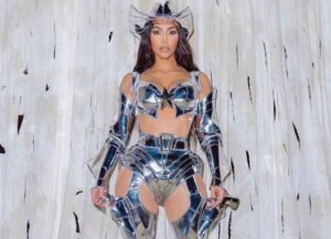 Kim Kardashian Halloween Costume 2021 (Image: Instagram)